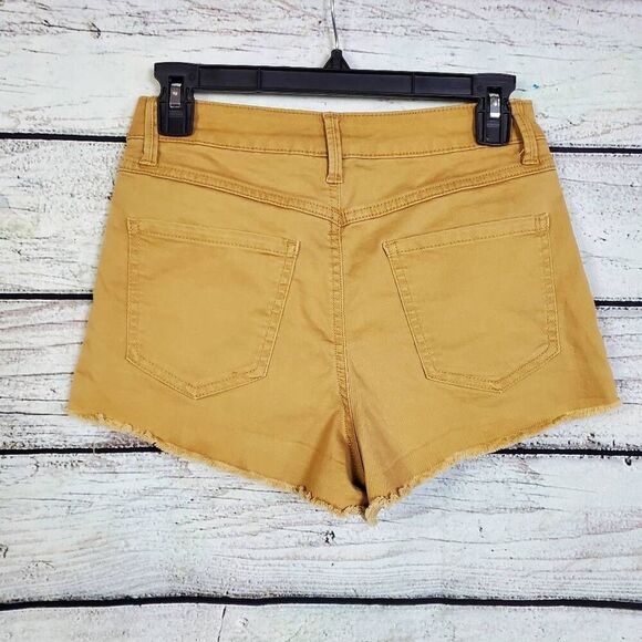 Rewash Women’s High Rise Mustard Yellow Denim Shorts Size 5 Button Fly Frayed He - Picture 3 of 6